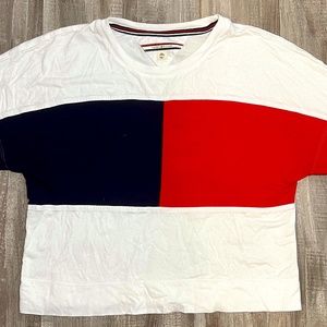 Tommy Hilfiger Cropped Shirt  Size: XS